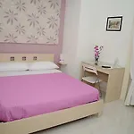住宿加早餐酒店 Casa Aragonese 3*