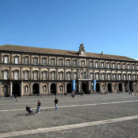 Casa Aragonese 住宿加早餐酒店