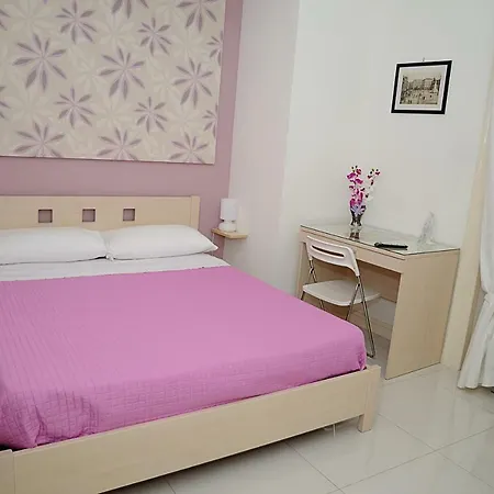 Oda ve Kahvaltı Casa Aragonese 3*